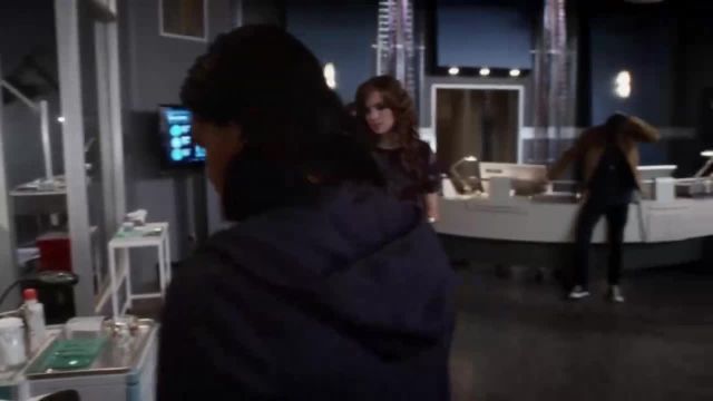 Flash S02 E06