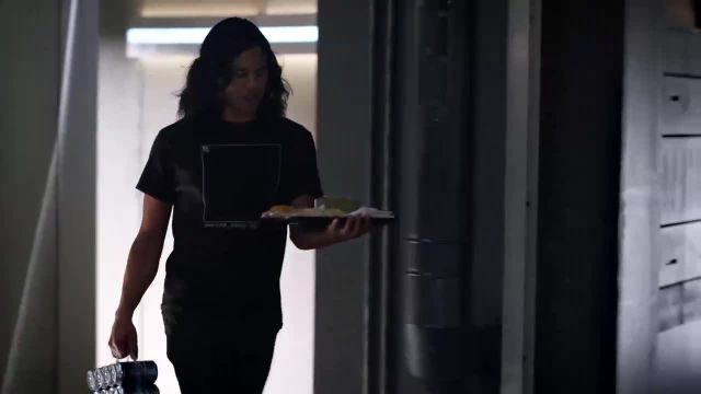 Flash S04 E06