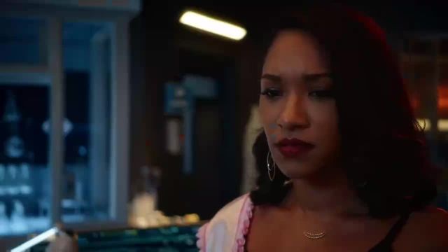 Flash S04 E05